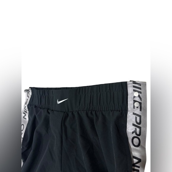 Nike Pro Mens Size Medium Travis Scott Mini Swoosh Wide Leg Tearaway Pants Black - Picture 5 of 8